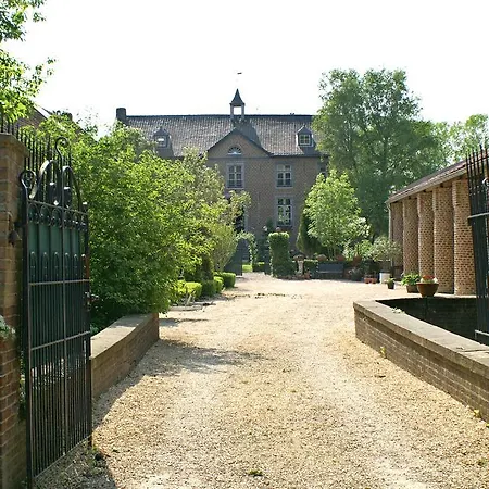Chateau Holtum Born